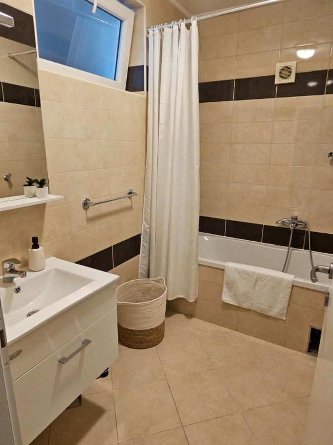Comfort Rooms Remiza - Free Private Parking - Self Check-In Zagreb Exterior foto